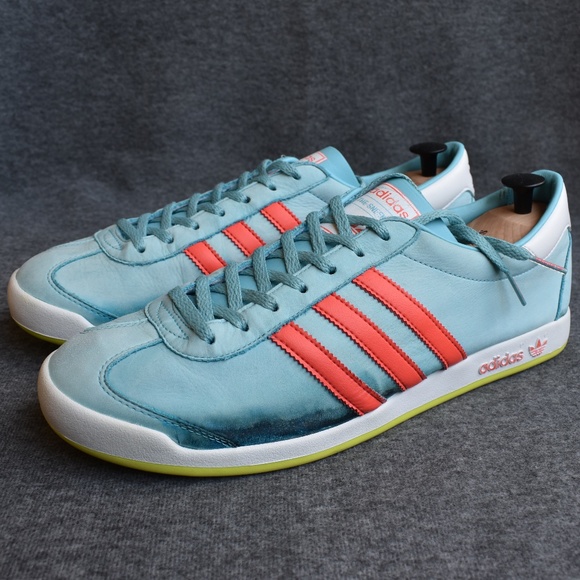 adidas the sneeker red